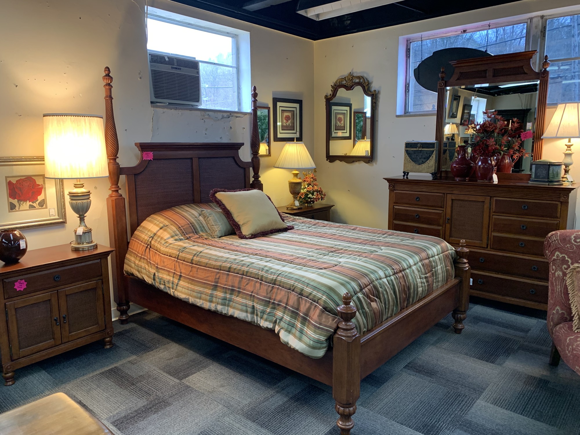 Used Furniture Gallery