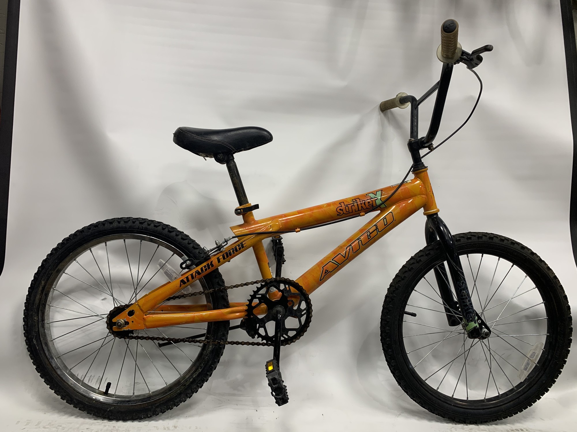 Avigo striker Clearance