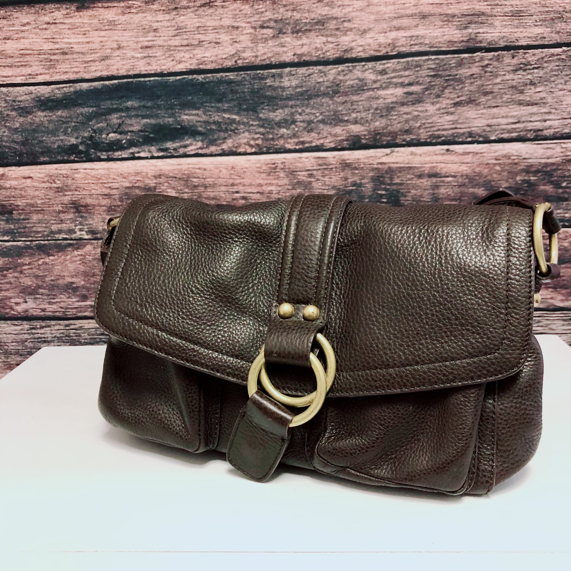 danier leather messenger bag