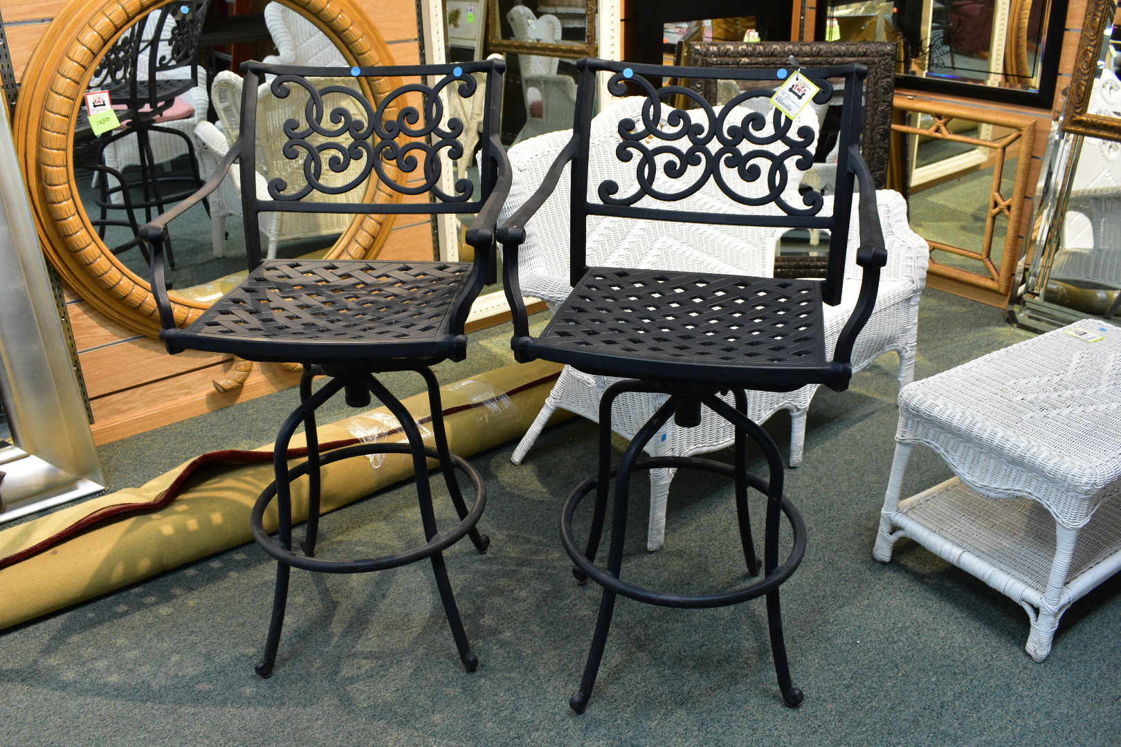 Set 0f 2 Bar Stools Consign Furniture R E N O