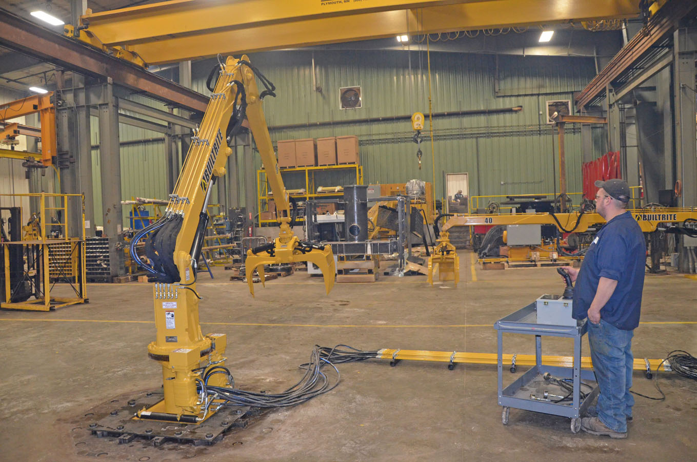 Builtrite™ Model 40-SE | Material handling loaders for all needs