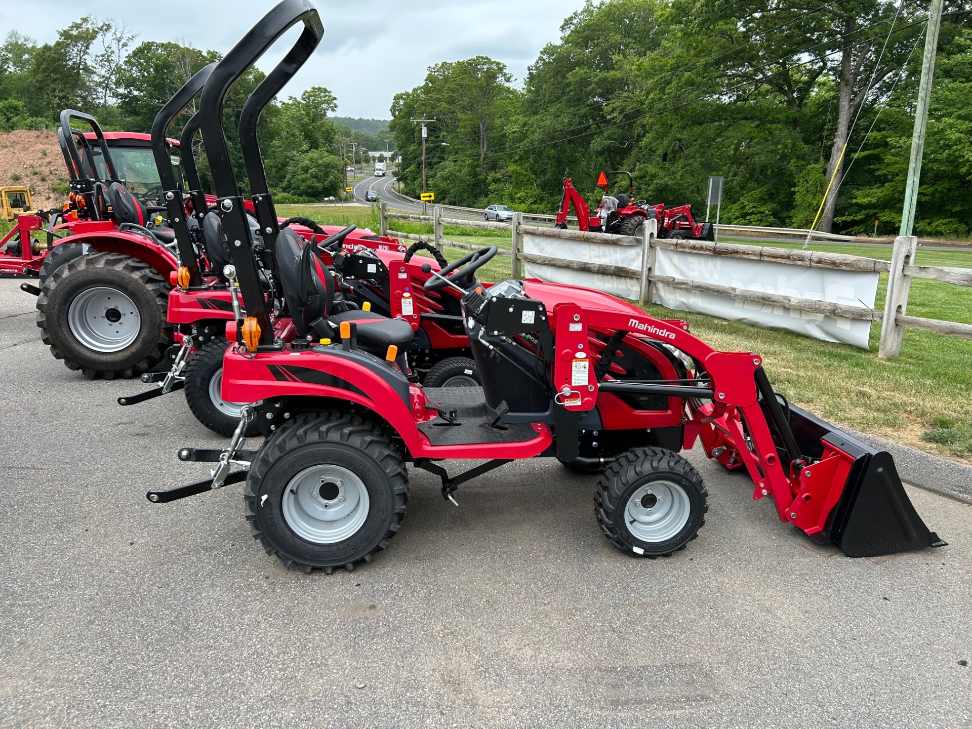 Mahindra EMax20S with loader | Material handling loaders for all needs