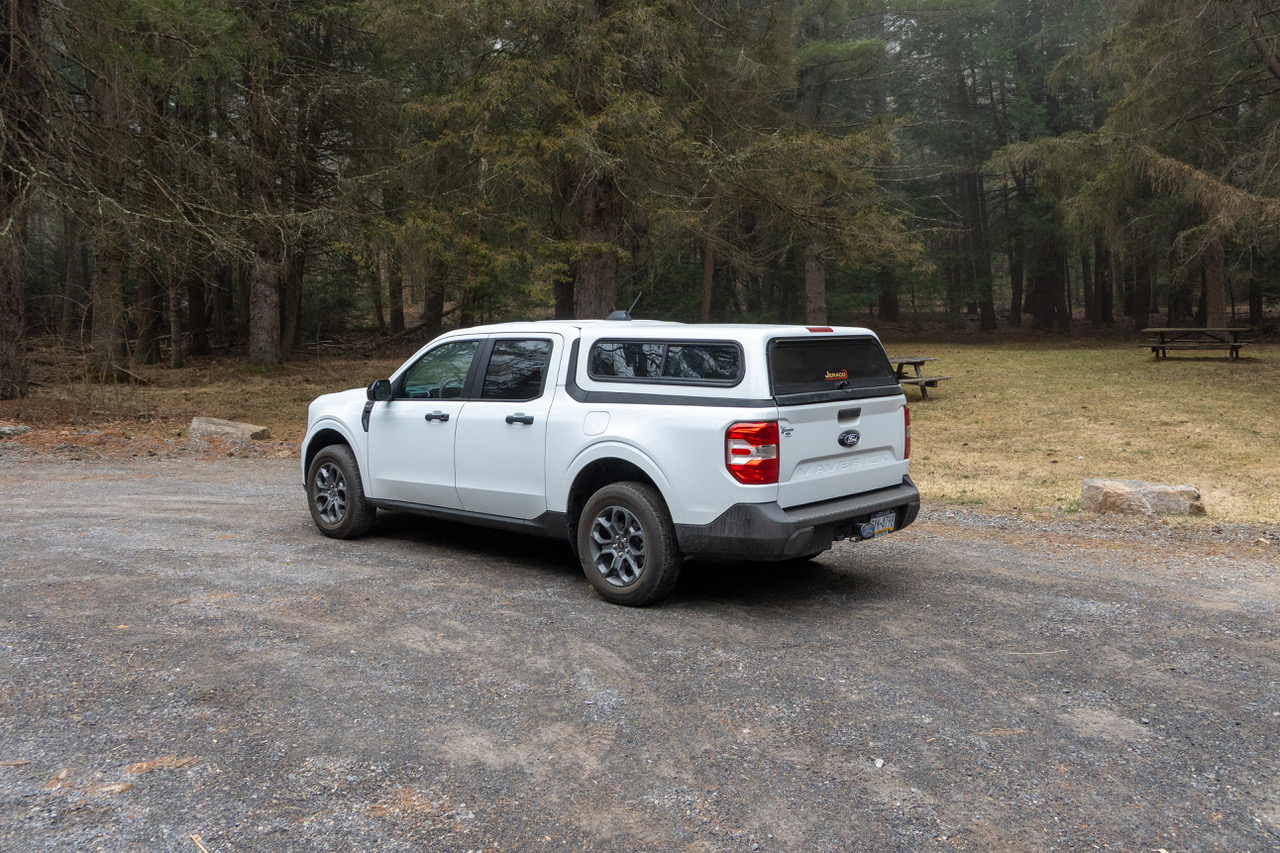 Jeraco Fiberglass Truck Caps - Truck Accessories in CT